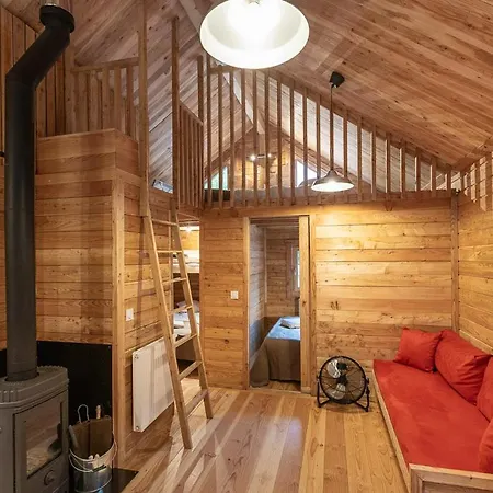 Campingplads Huttopia Barcelona Pirineos Guardiola de Bergueda